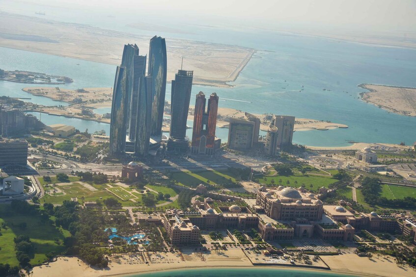 Picture 4 for Activity Abu Dhabi: Scenic Helicopter Tour