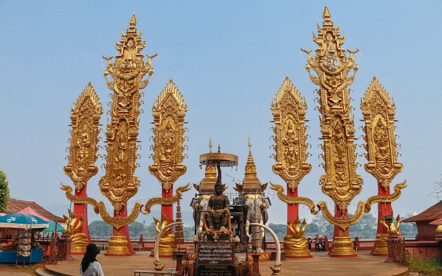 Picture 2 for Activity From Chiang Rai: Famous Temples and Golden Triangle Day Tour