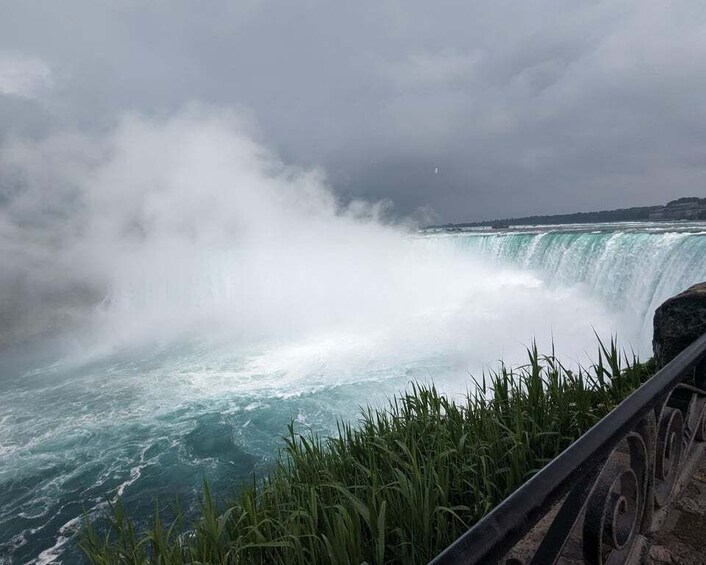 Picture 2 for Activity Toronto: Niagara Falls Day Tour with Boat Tour Option