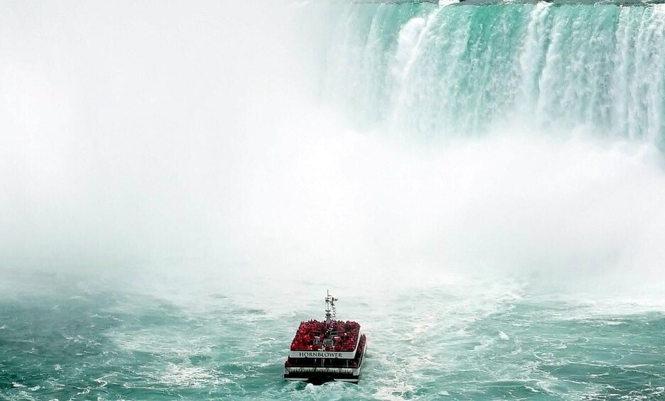 Picture 1 for Activity Toronto: Niagara Falls Day Tour with Boat Tour Option