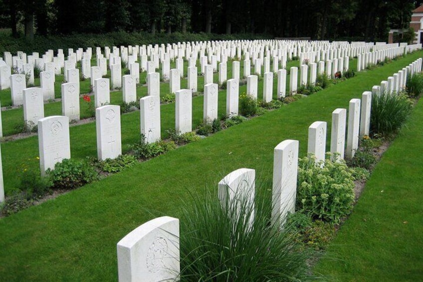 Private WW II Tour: Nazi Concentration Camp & Battle of Arnhem