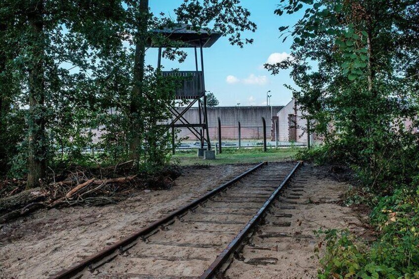 Private WW II Tour: Nazi Concentration Camp & Battle of Arnhem