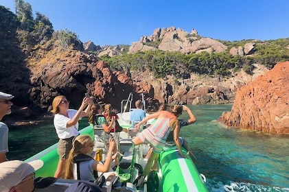 The unmissable Scandola departure from Île-Rousse