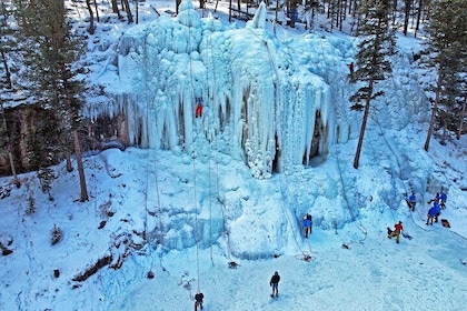 3 Hours Private Ice Climbing Experience in Colorado