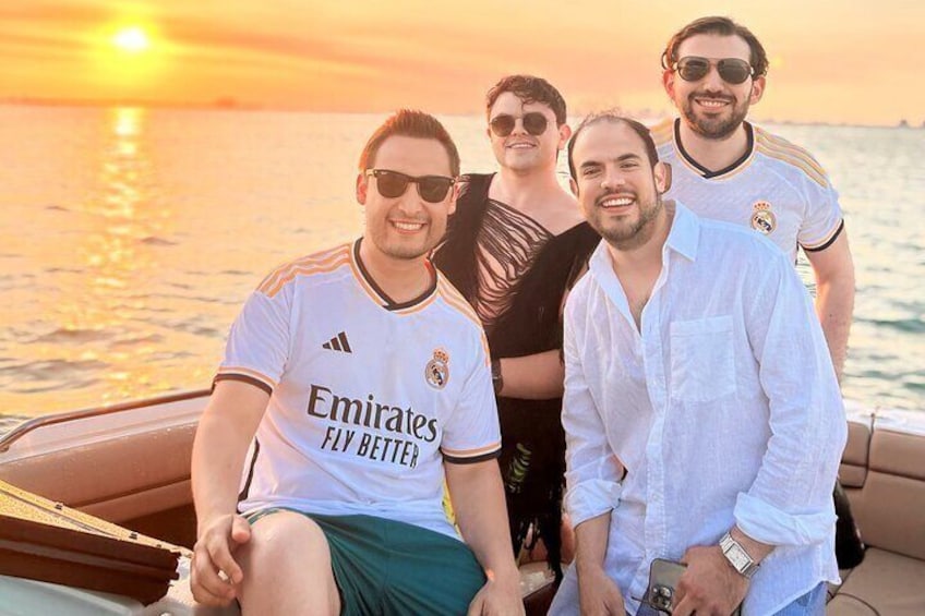Best of Miami: Private Top-Rated Boat Charter & Guided Experience