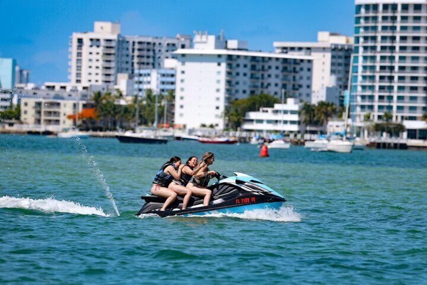 Best of Miami: Private Top-Rated Boat Charter & Guided Experience