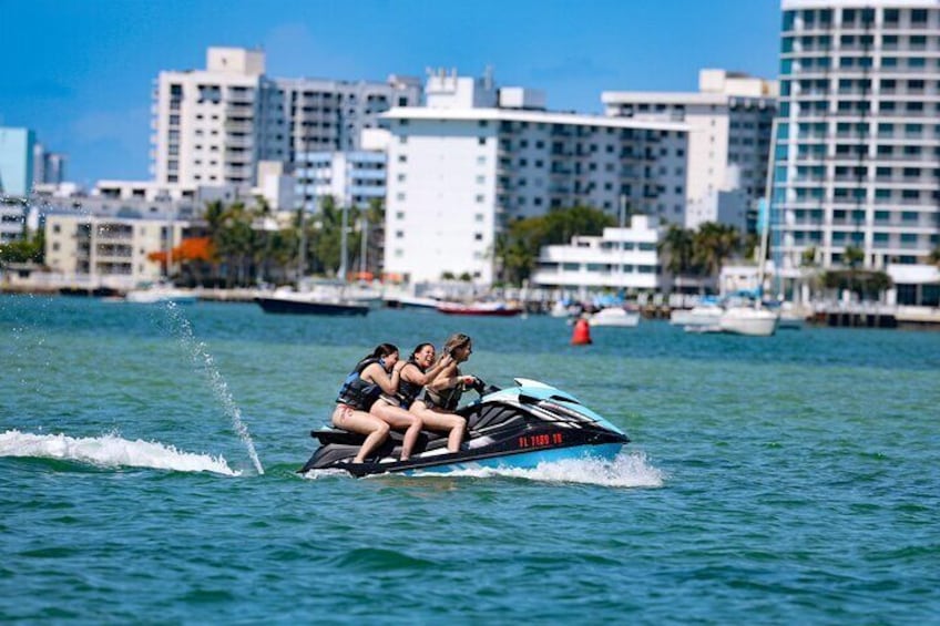 Best of Miami: Private Top-Rated Boat Charter & Guided Experience