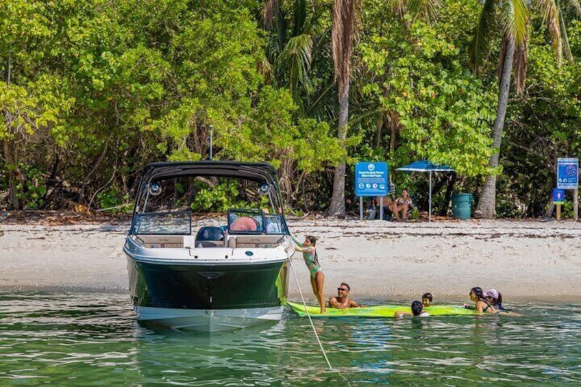 Best of Miami: Private Top-Rated Boat Charter & Guided Experience