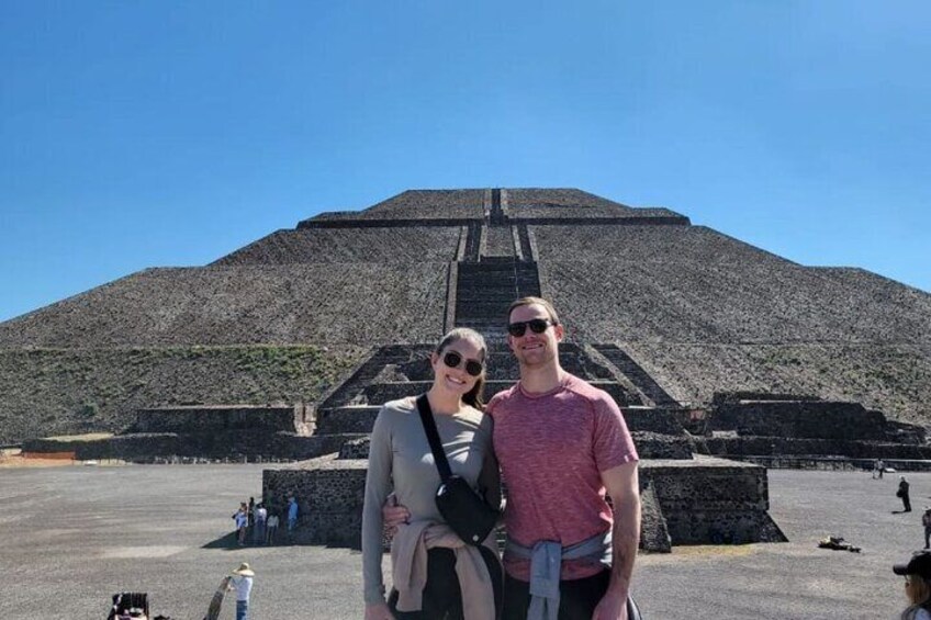 Unforgettable Balloon Flight + Tour of Teotihuacan
