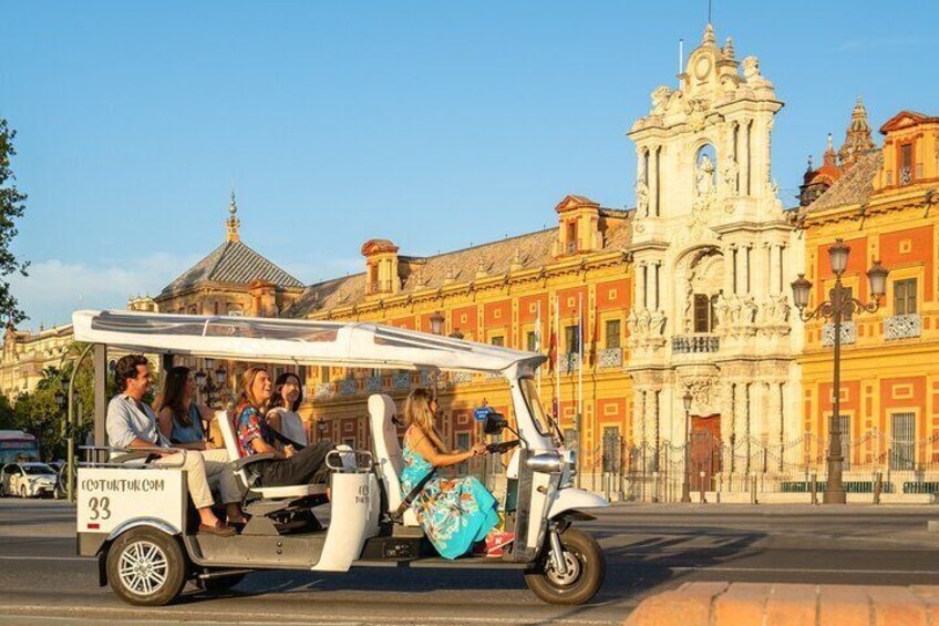 Expert Tour of Seville in Private Eco Tuk Tuk