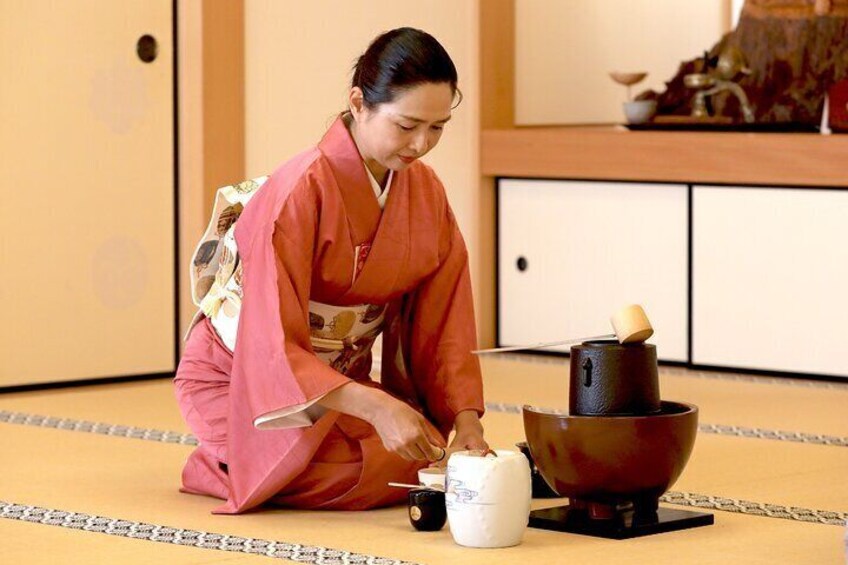 Private Japanese Traditional Tea Ceremony 