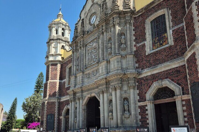Private Tour of Pyramids of Teotihuacán and Basilica of Guadalupe