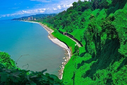 Private Sightseeing Tour from Batumi to Mtirala and Botanical garden