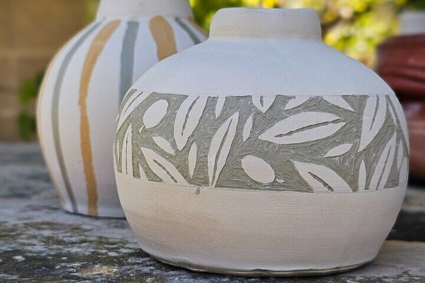 Private basic course in Apulian ceramics in a farmhouse