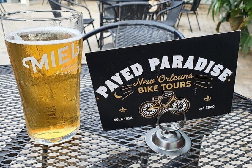 3-Hour Craft Beer and Garden District Bike Tour in New Orleans