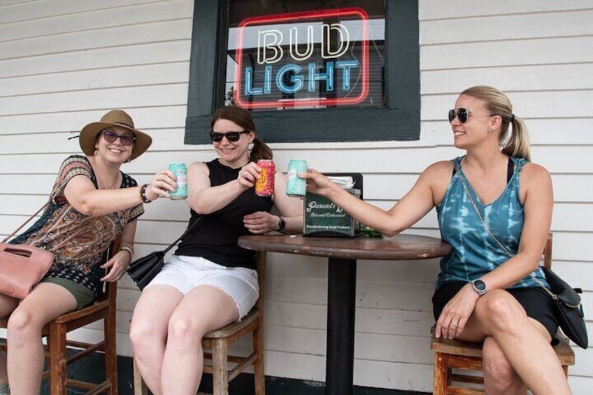 3-Hour Craft Beer and Garden District Bike Tour in New Orleans