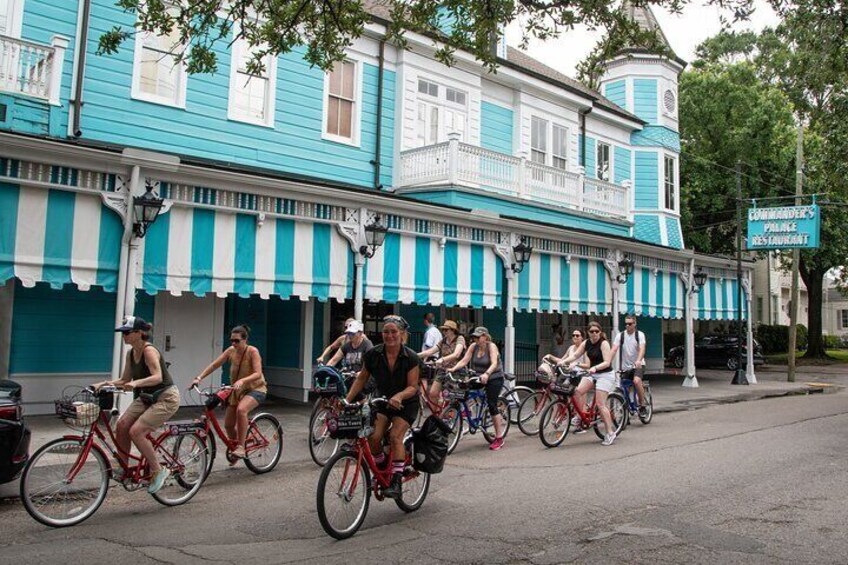 3-Hour Craft Beer and Garden District Bike Tour in New Orleans