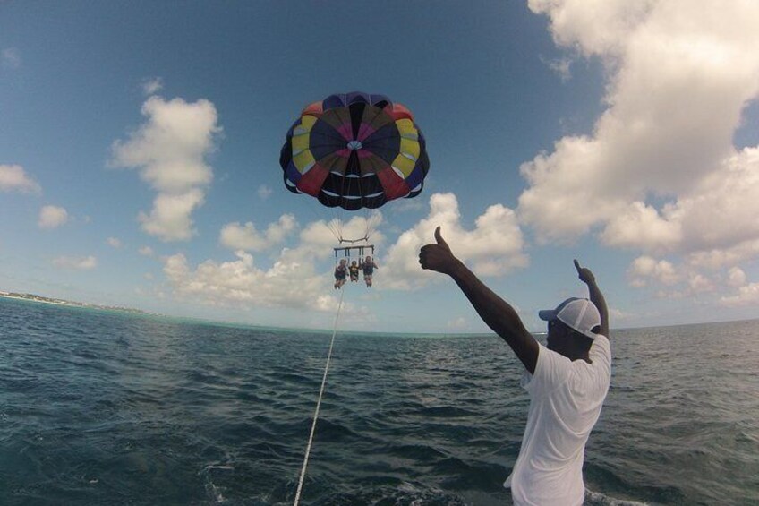 Parasailing Grand Turk