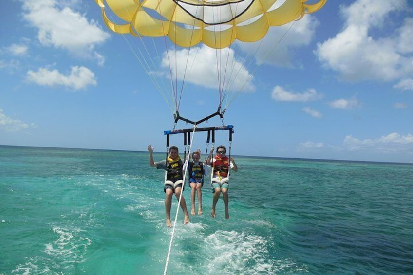 Parasailing Grand Turk