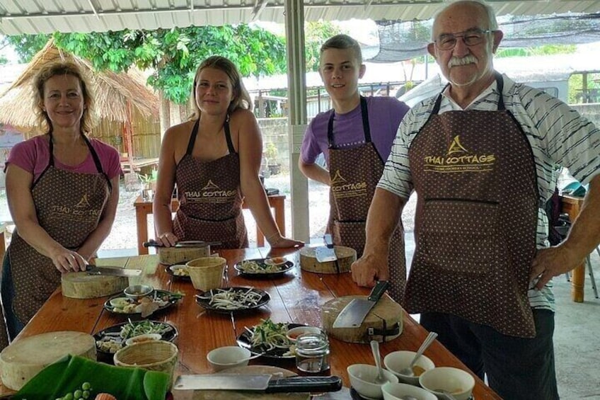 Evening Cooking Class in Organic Garden Chiang Mai