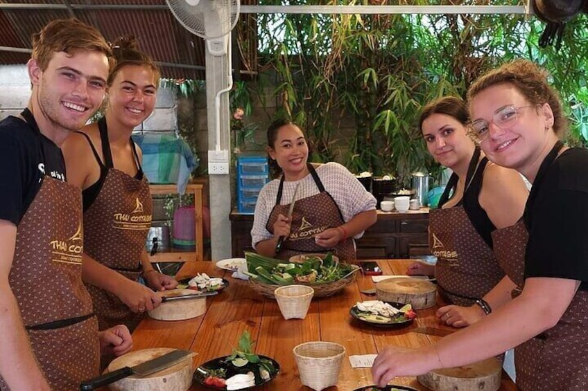 Evening Cooking Class in Organic Garden Chiang Mai
