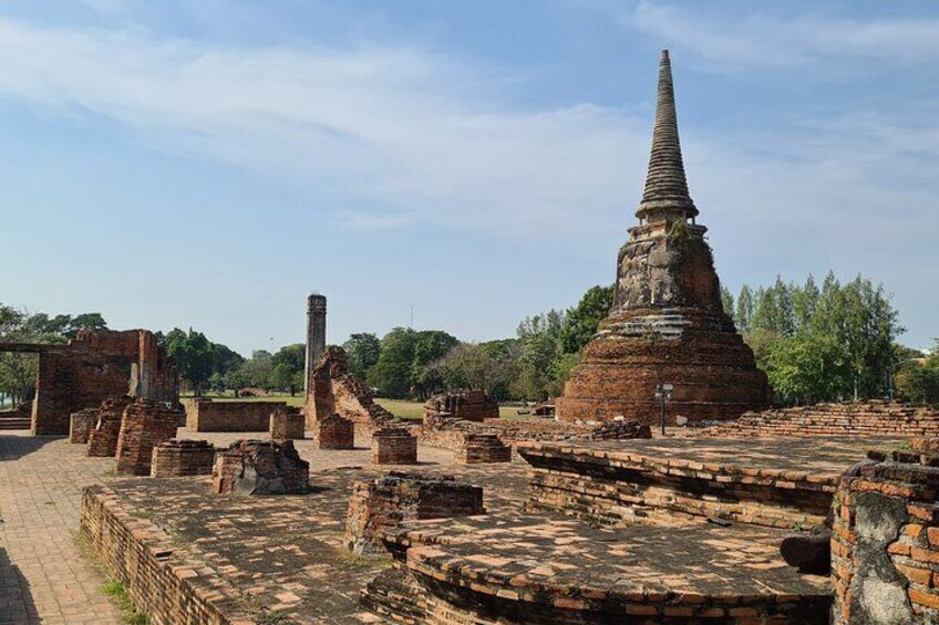Full-day Private Guided Tour in Ayutthaya