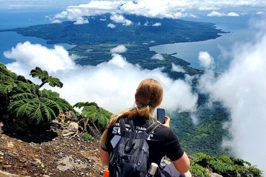 Ometepe trekking - Volcano Concepcion By Happy Tours