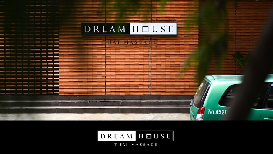 Dream House Thai Massage at Sukhumvit 20 Branch