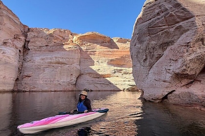 Kayak Antelope Canyon and hike, at 帕威爾湖