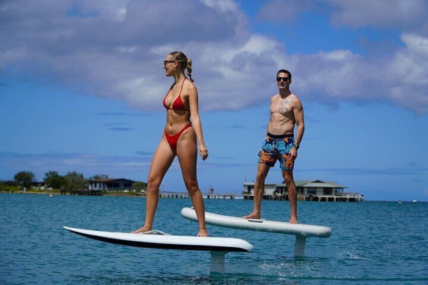 Premium eFoil Lesson near Waikiki