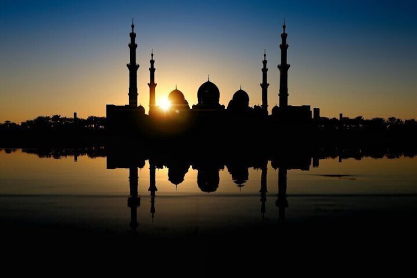 Private Sheikh Zayed Mosque Half Day Tour in Abu Dhabi