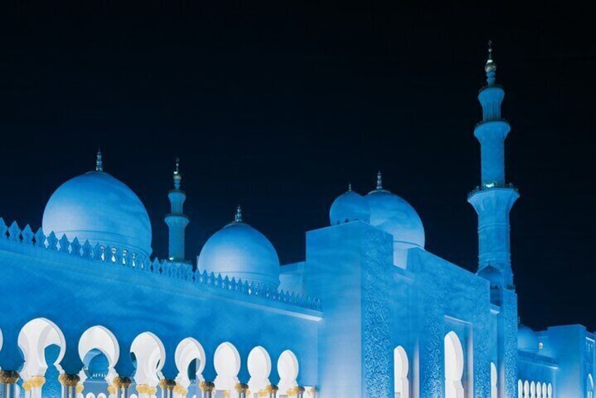 Private Sheikh Zayed Mosque Half Day Tour in Abu Dhabi