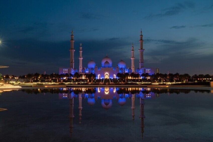 Private Sheikh Zayed Mosque Half Day Tour in Abu Dhabi