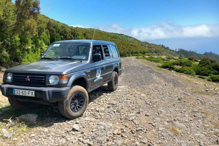 Unforgettable adventure in a 4x4 jeep on the west side of Madeira 