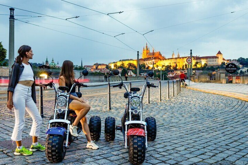 Adventure + Fun Riding Live Guide Trike Group Tour 