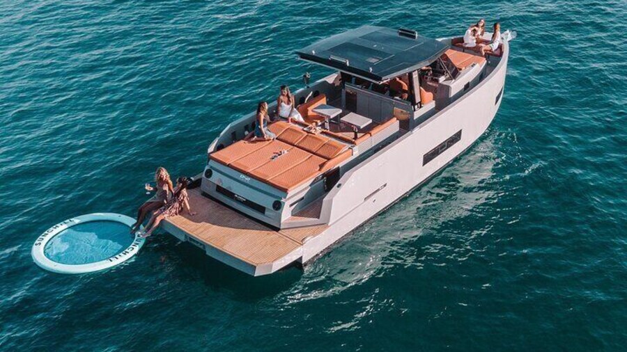 D42 Exotic Sport Yacht Private Tour In Newport Beach