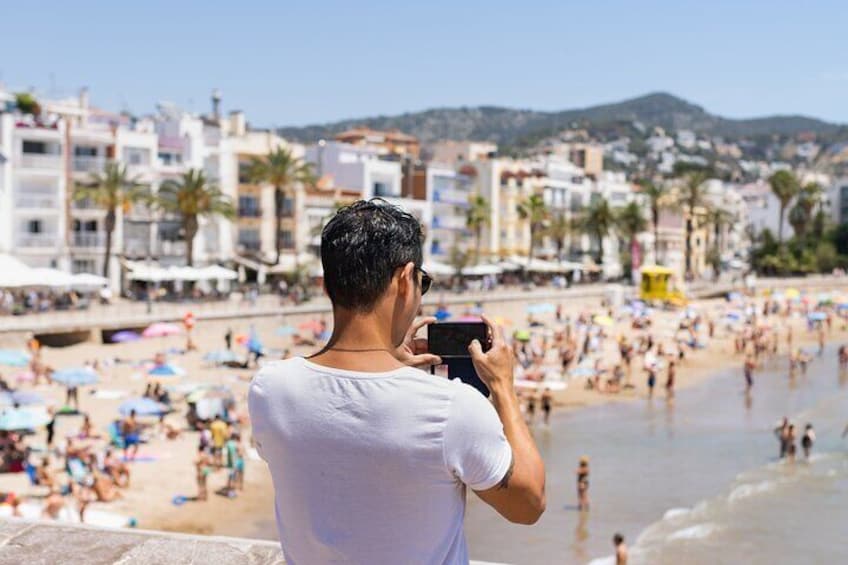 One Day Private Historical Tour in Tarragona and Sitges