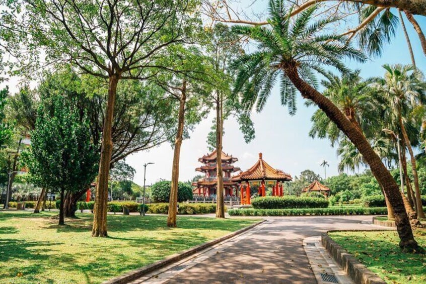 LGBTQ Must Visit Half Day Guided Tour in Taipei