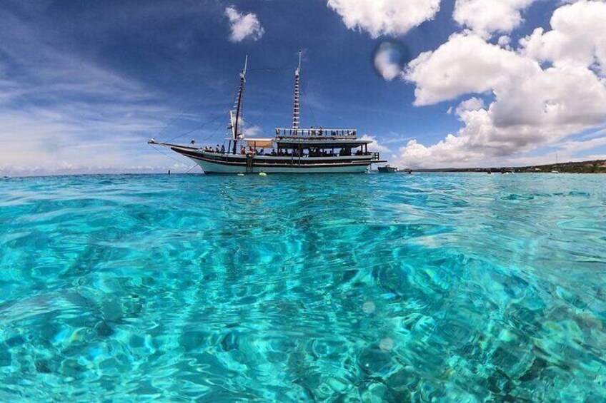 Luxury snorkel trip on a spacious wooden schooner and local lunch