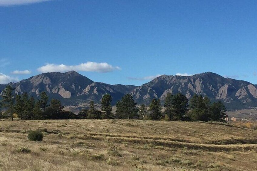 "Boulder Peaks & Wilderness Tours: Mallory Cave Trail"