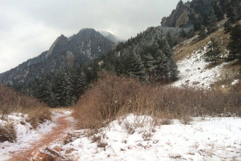 "Boulder Peaks & Wilderness Tours: Mallory Cave Trail"