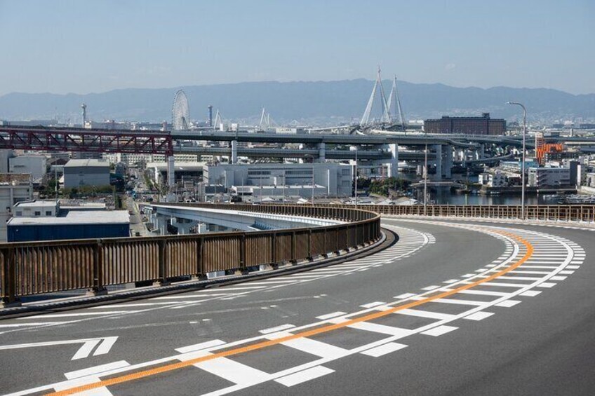 View of Tenpouzan from top of bridge.