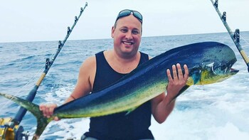 Small-Group 40-Foot Sportfishing Charter in Kona