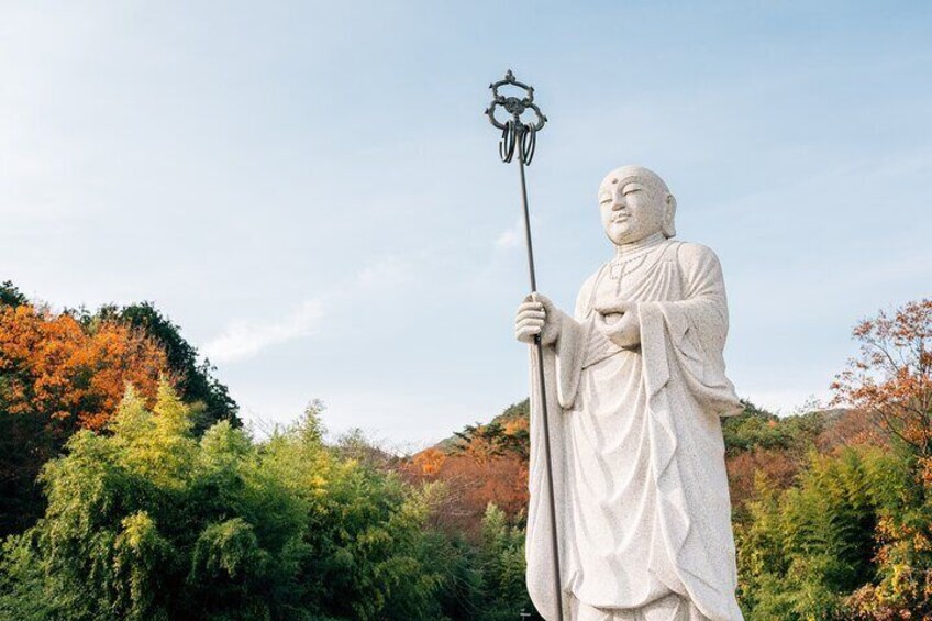 Full Day Private Shore Tour in Busan from Busan Cruise Port