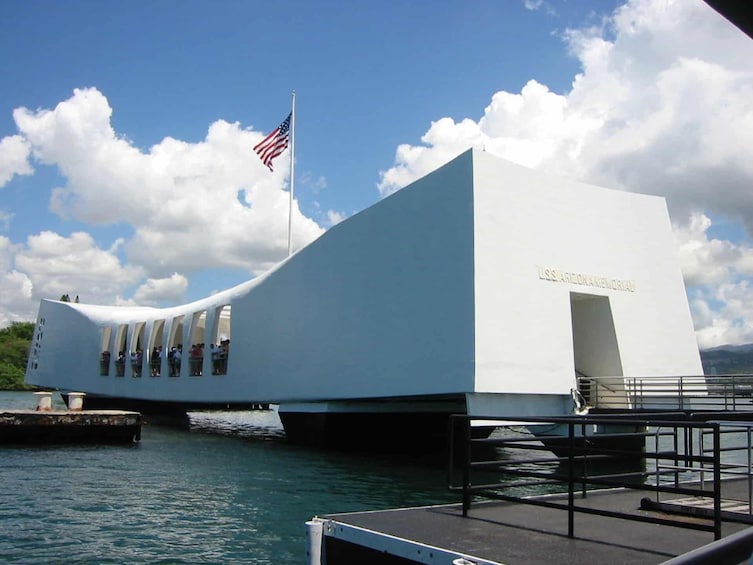 Pearl Harbor + Oahu Half-Day Tour