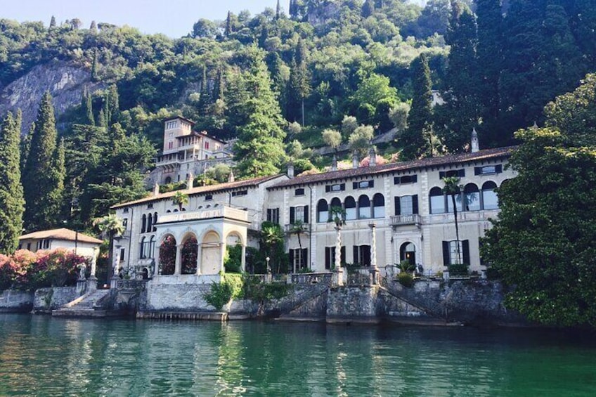 Private Tour with Classic Wooden Boat on Lake Como