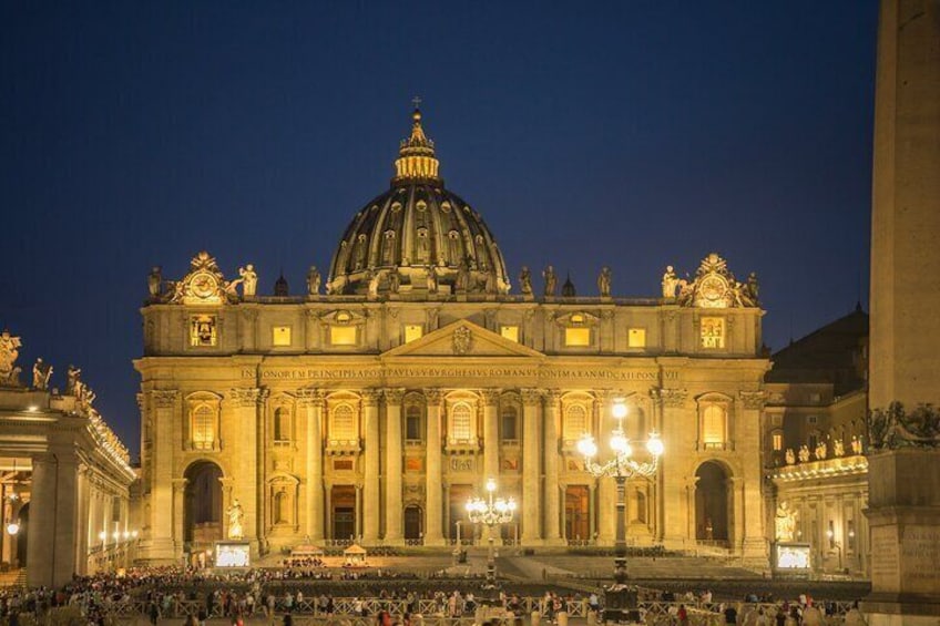 St Peter's Basilica & Grottoes Small Group Tour with Dome Climb
