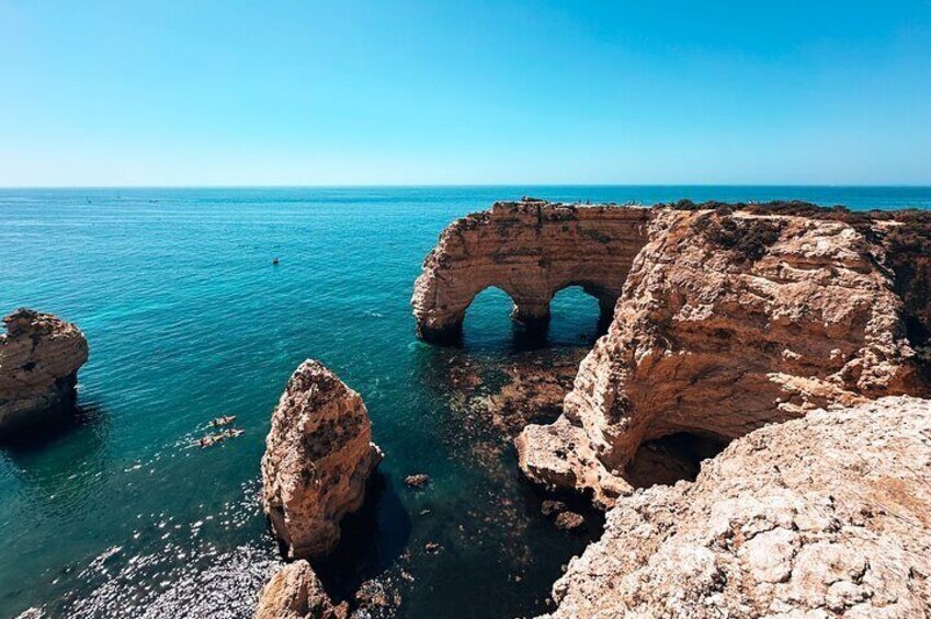 Albufeira: Benagil, Algar Seco, Marinha & 7 Hanging Valleys Tour