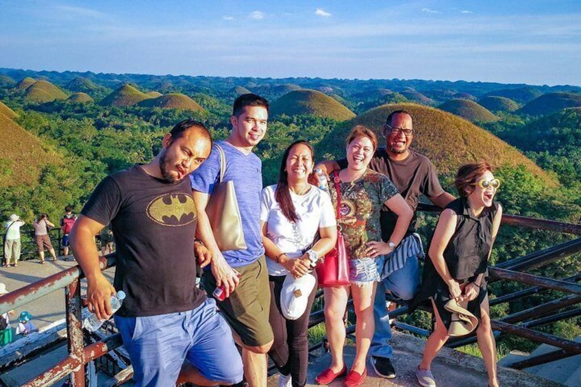 BOHOL Tour - Chocolate Hills, Tarsier and River Cruise (Lunch)