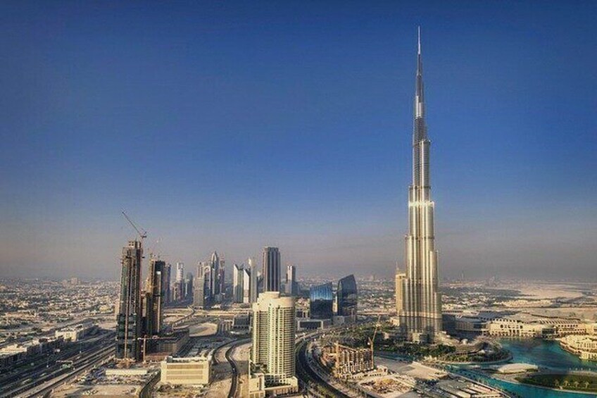 1 Hour Burj Khalifa Ticket with Cafe Treat